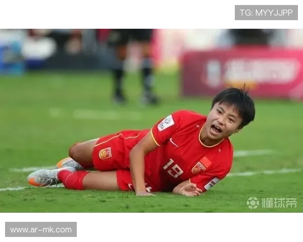中国足球两大球星争锋 谁能在世界舞台上为国争光打造辉煌未来 中国足球两大球星争锋 谁能在世界舞台上为国争光打造辉煌未来