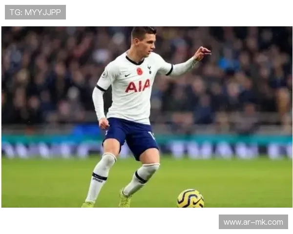 荷兰足球明星的崛起与成就探析：从克鲁伊夫到范戴克的辉煌历程