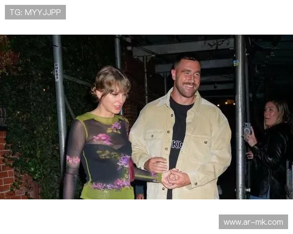 足球球星深陷婚姻危机 被妻子背叛出轨丑闻曝光引发广泛关注 足球球星深陷婚姻危机 被妻子背叛出轨丑闻曝光引发广泛关注